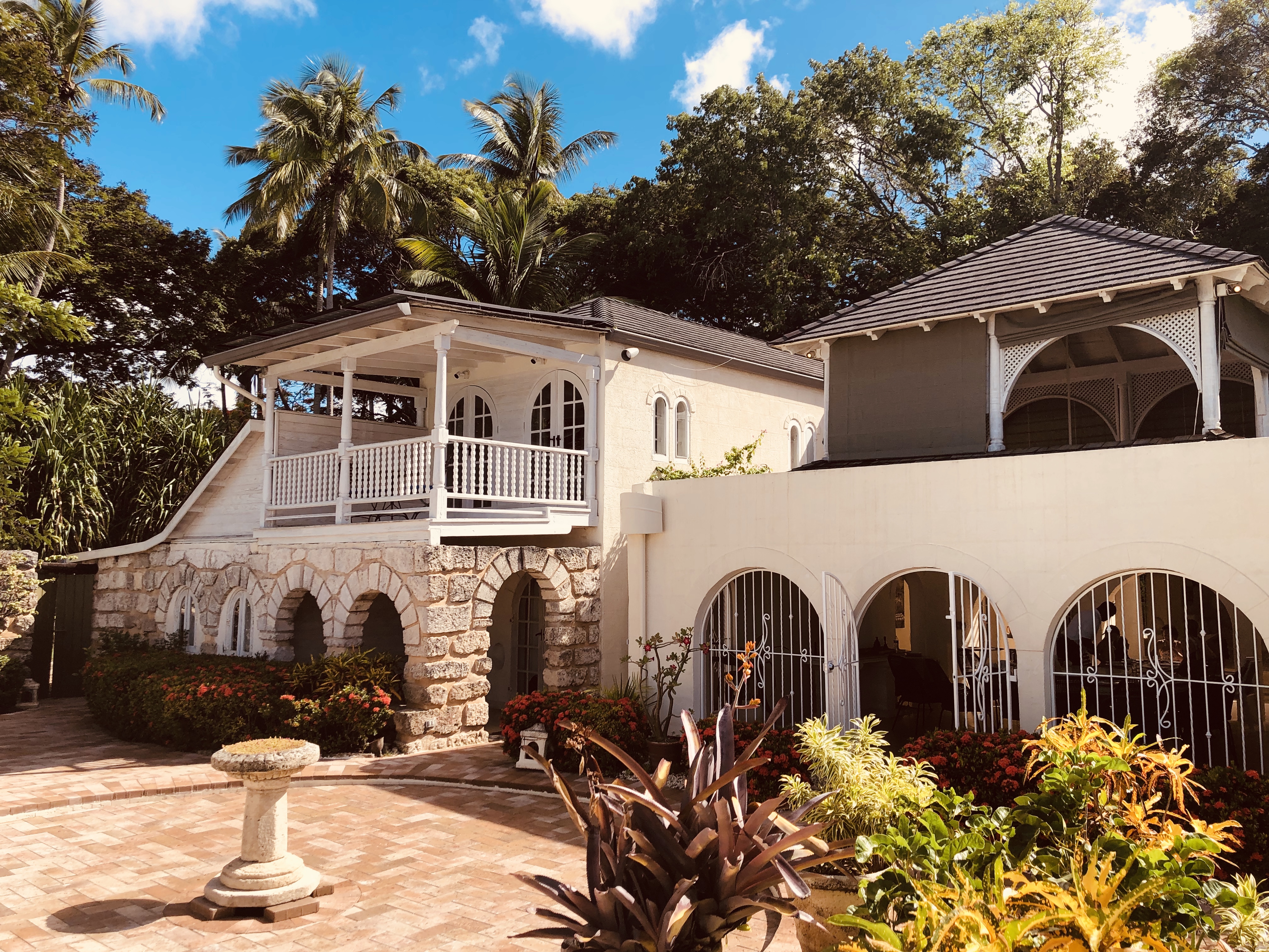 Dining and Communal Areas