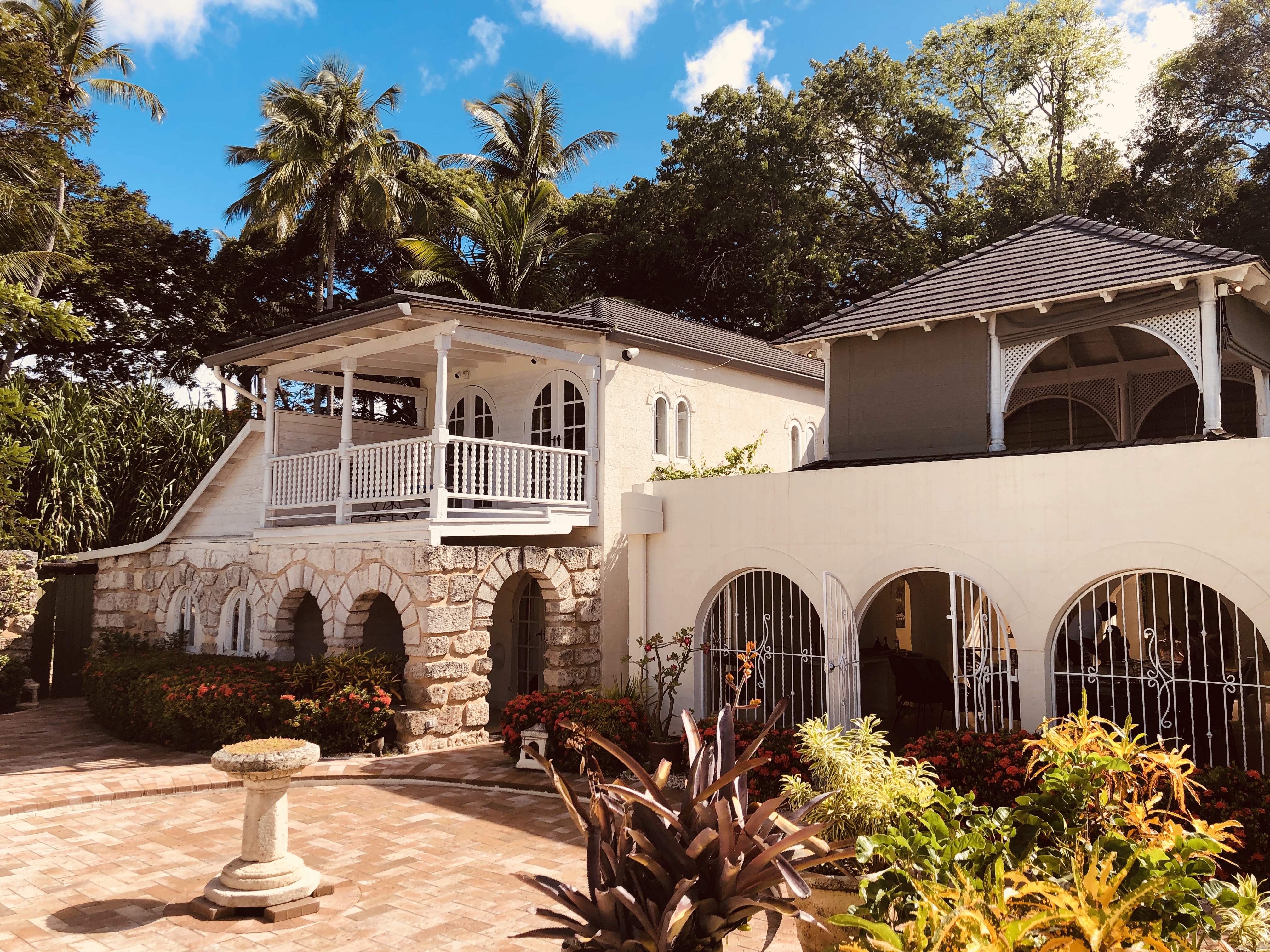 Dining and Communal Areas